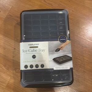 Simplified Ice Cube Tray with Lid scoop & Bin - Odor-Preventive Ice Stora…